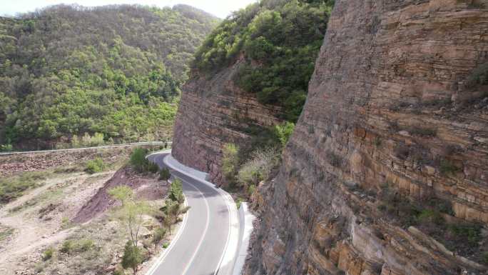 4K航拍山西旅游路长治黎城板山段最新拍摄