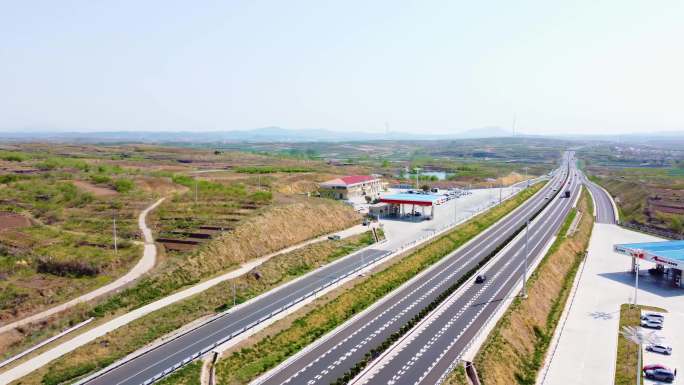 4K 农村的高速公路