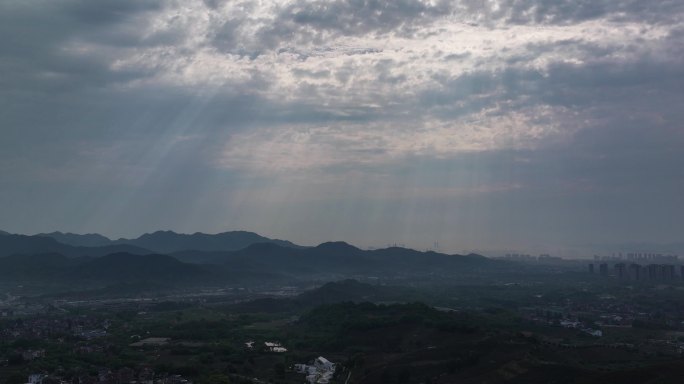 杭州平原山峦丁达尔耶稣光光影延时空镜合集