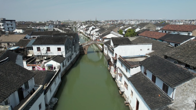 苏州市七里山塘古建筑水乡河流风光