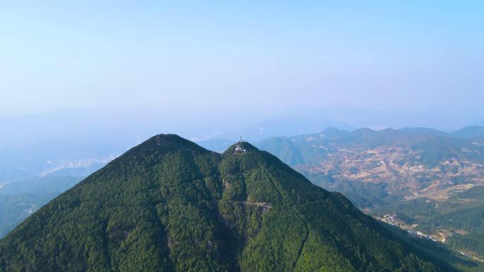 郊外野外山峰山顶4K航拍