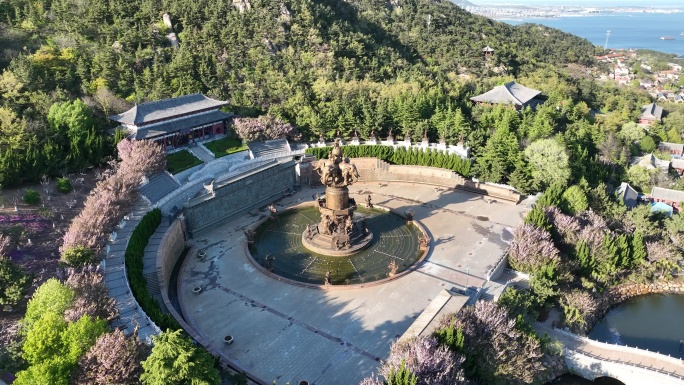 航拍初夏时节的石岛赤山风景区