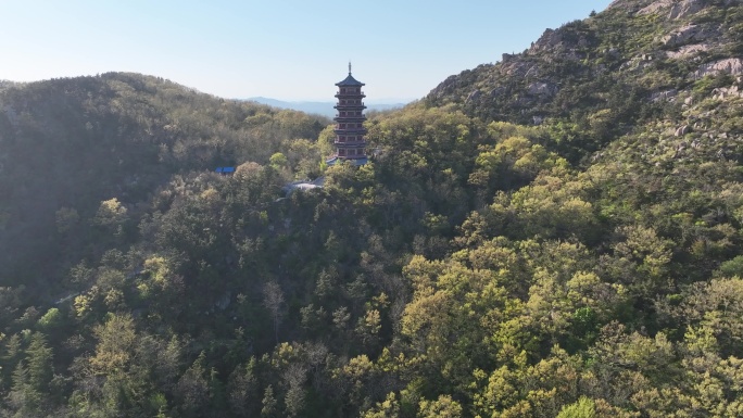 航拍初夏时节的石岛赤山风景区