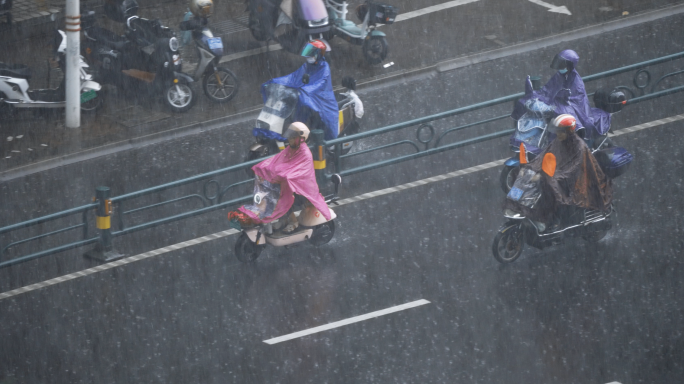 城市雨景