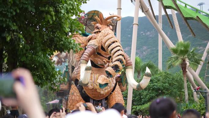 珠海长隆猛犸象大巡游