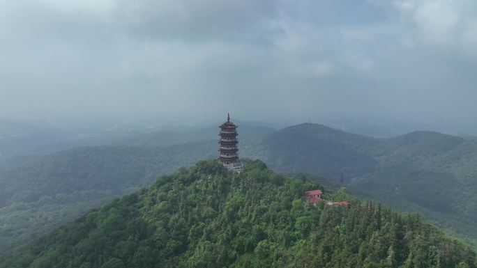 航拍襄阳古隆中风景区隆中山腾龙阁景点风光