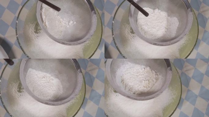 玻璃碗筛入面粉 (1)