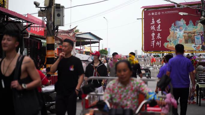 泉州浔埔村街道浔埔服装商业街民俗步行街