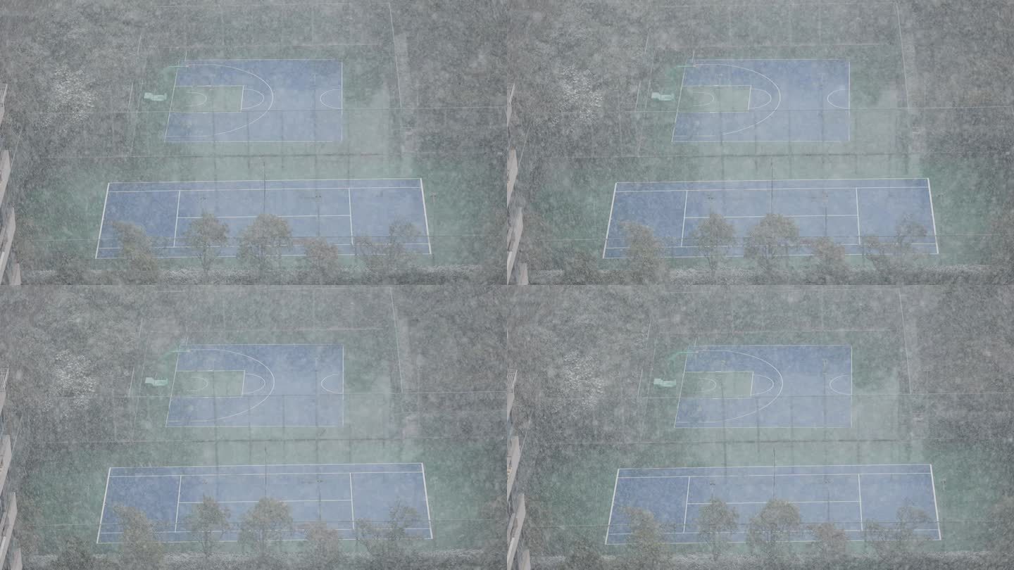 篮球场网球场下雪