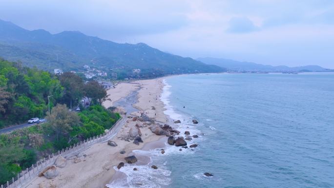 海浪沙滩海岸线