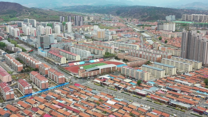 4k航拍小县城发展  承德丰宁春天