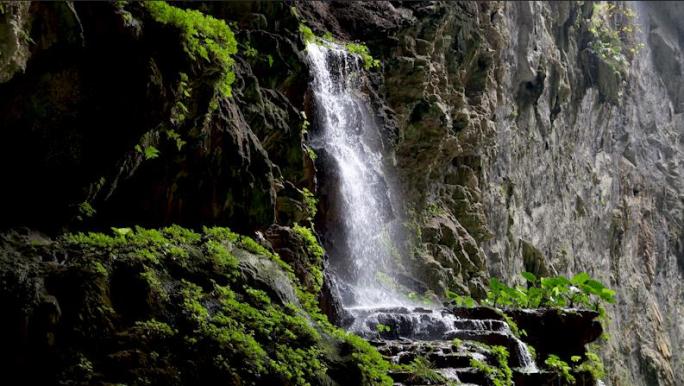 山水瀑布水帘洞岩石水花