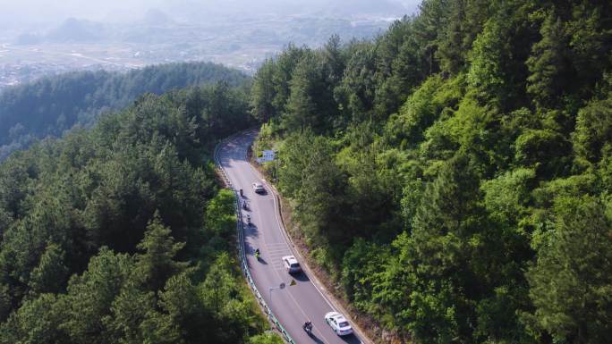 贵阳花溪高坡航拍机车森林跑山山路公路