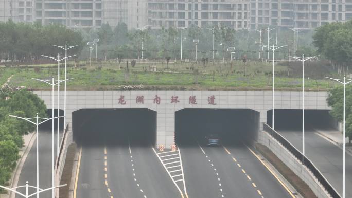 河南郑州北龙湖公路航拍