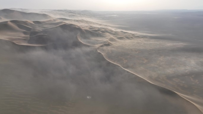 4k航拍沙漠流动风沙沙流层