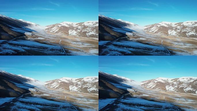 新疆阿勒泰地区雪山