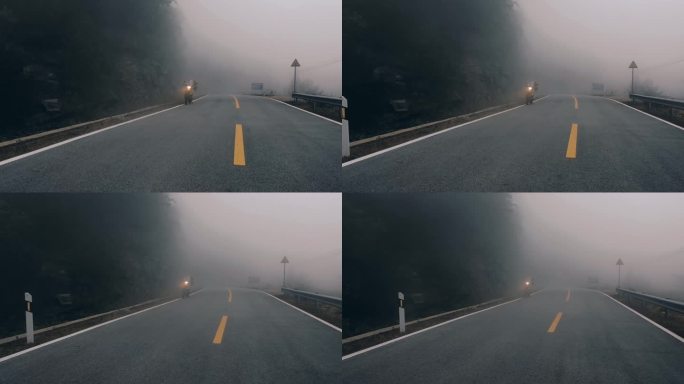 大雾中的道路摩托车