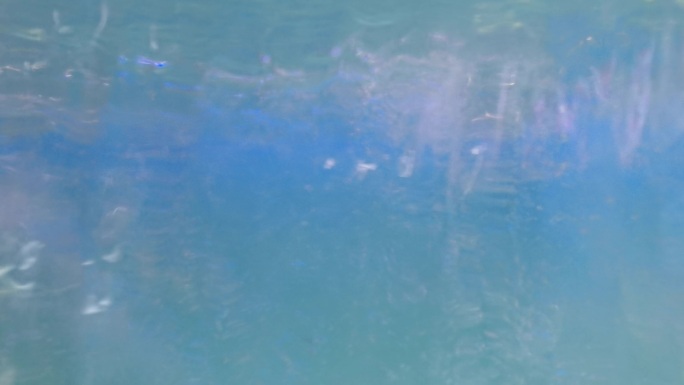 4K蓝色水流气泡开水水沸腾