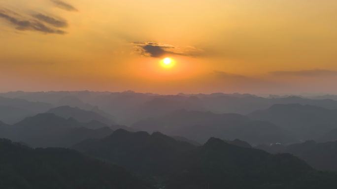 4K湘西吉首城市群山叠峦日出日落夕阳