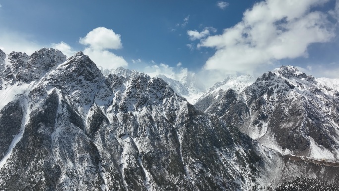 西藏雪山空境巍峨雪山唯美雪山