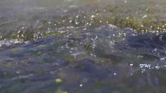 河水流酒山泉水山河溪流水