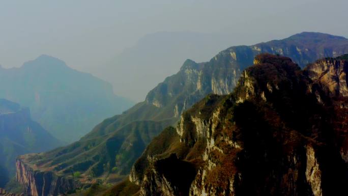 挂壁公路 大山 陵川 自然美景 绝美