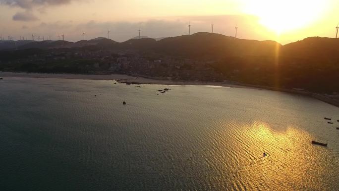 航拍平潭岛渔村与海岛风力发电、风电、风机