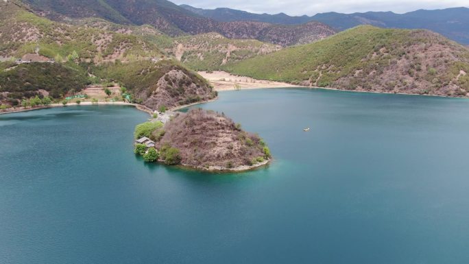 泸沽湖里格半岛航拍