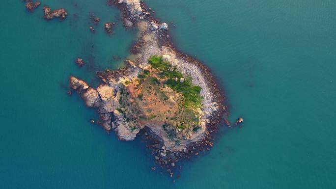 航拍原生态海岛风光碧海蓝天沙滩平潭大嵩岛