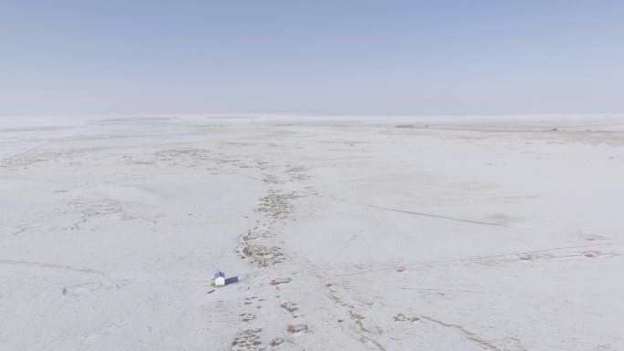 雪后的内蒙古乌拉特后旗草原4K航拍