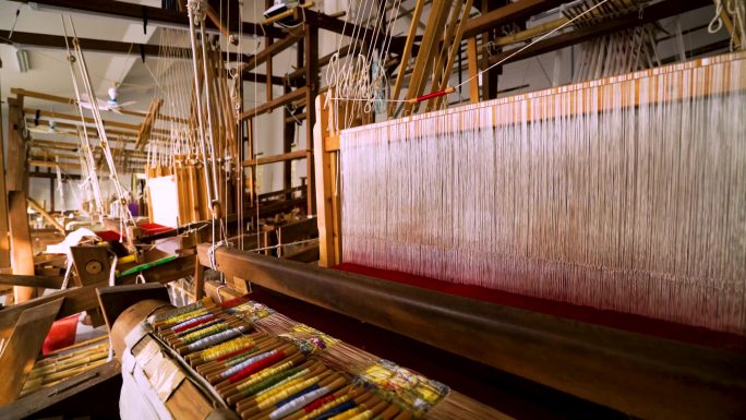传统工艺 服装厂 成衣制作 织布缫丝