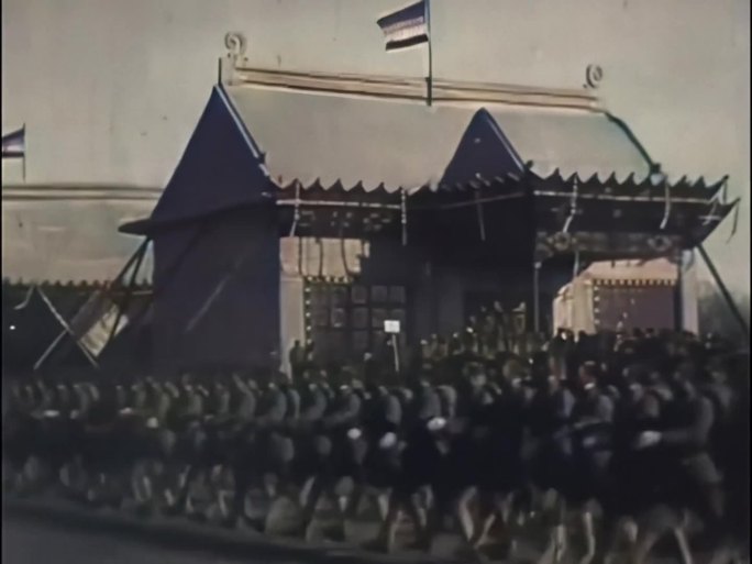 北洋政府黎元洪担任大总统后阅兵的影像