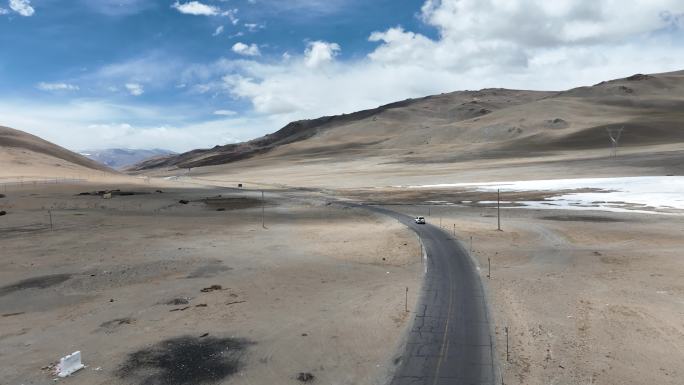 西藏阿里地区航拍 陆巡兰德酷路泽