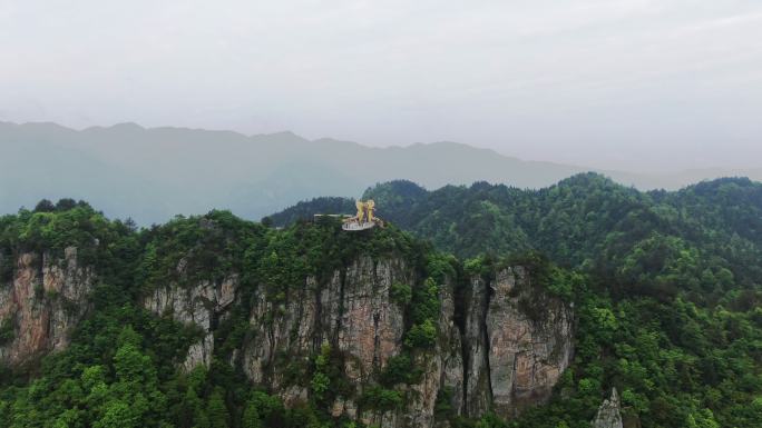 怀化穿岩山观景台