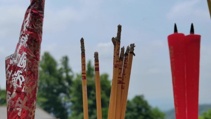 烧香祈福寺庙香火还愿