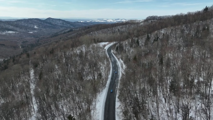 吉林延边长白山雪原森林公路航拍风光