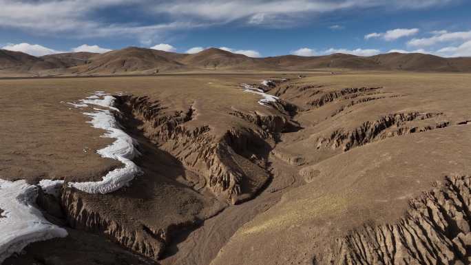 西藏高原大地脉络纹理俯拍