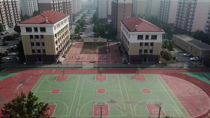 学校