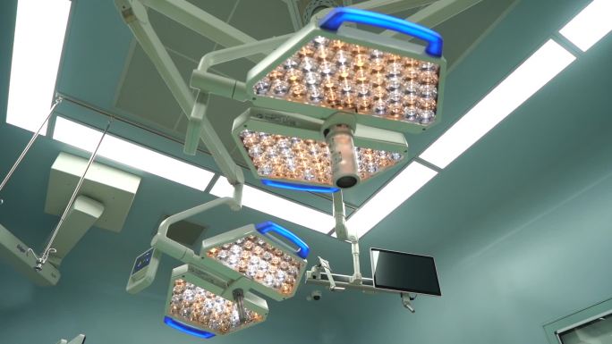 医院手术室手术灯亮起亮灯空景