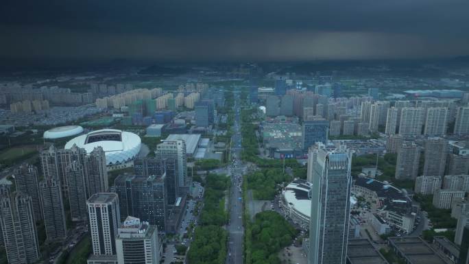 浙江绍兴柯桥区暴风雨来临前的天气