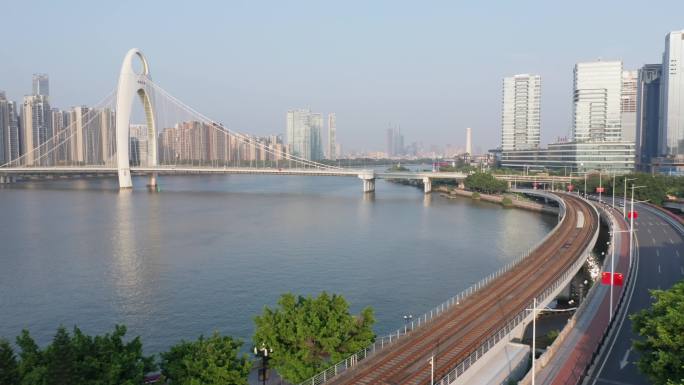 广州猎德桥有轨电车