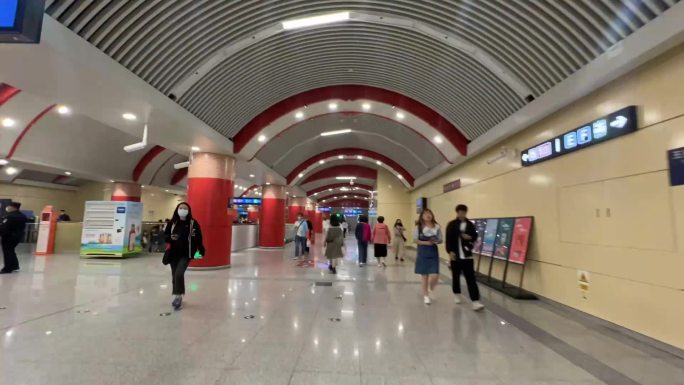 北京地铁站人流