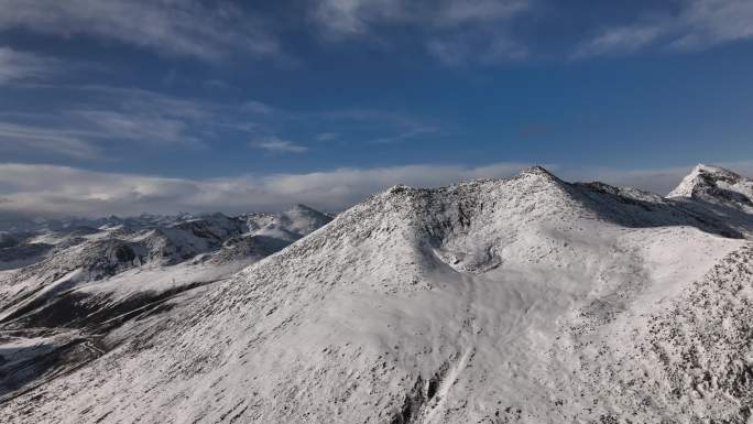 色季拉山垭口航拍日落雪山航拍