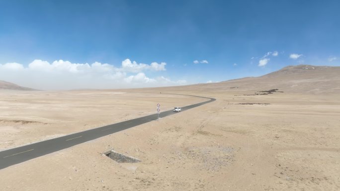 航拍西藏阿里地区公路