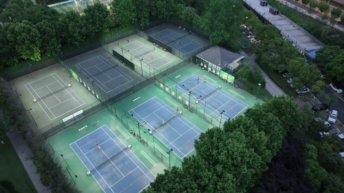 武汉汉口江滩三期足球场网球场傍晚航拍