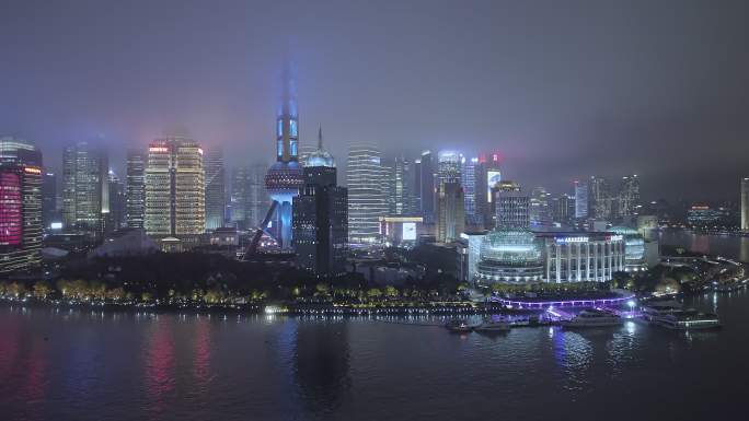 上海黄浦江景与陆家嘴金融区建筑风光夜景