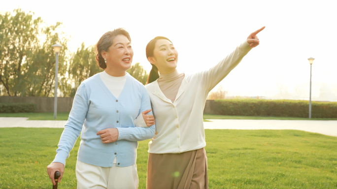 幸福生活母女温馨母亲节陪伴