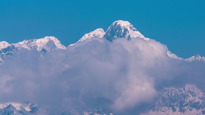 梅里雪山卡瓦博格延时摄影