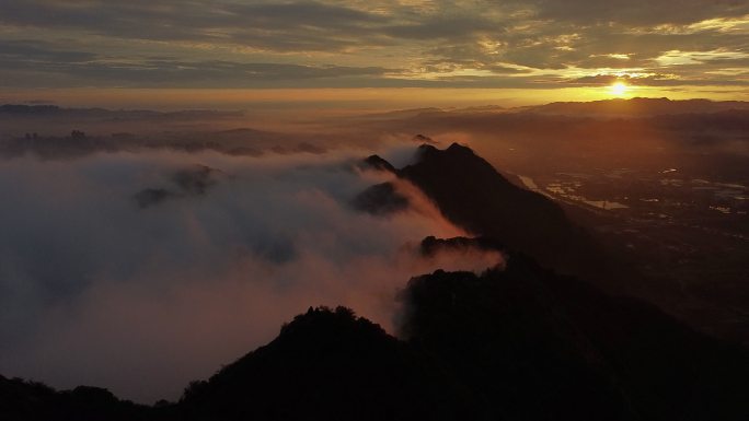 航拍日出云海 唯美朝霞火烧云日出太阳初升