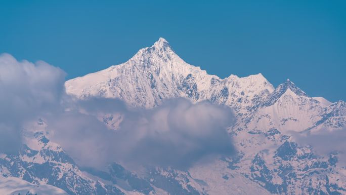 梅里雪山卡瓦博格峰延时摄影